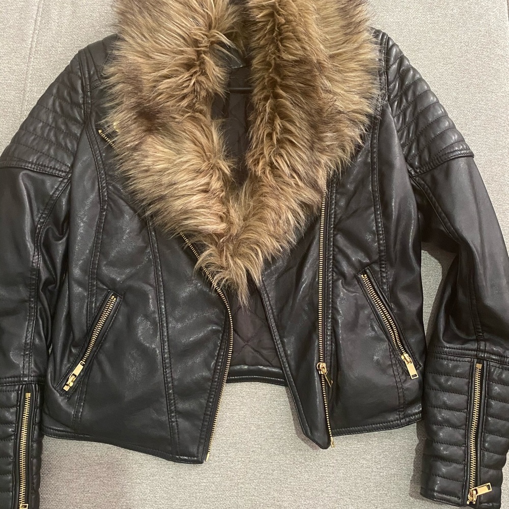 Biker Jacket with faux fur